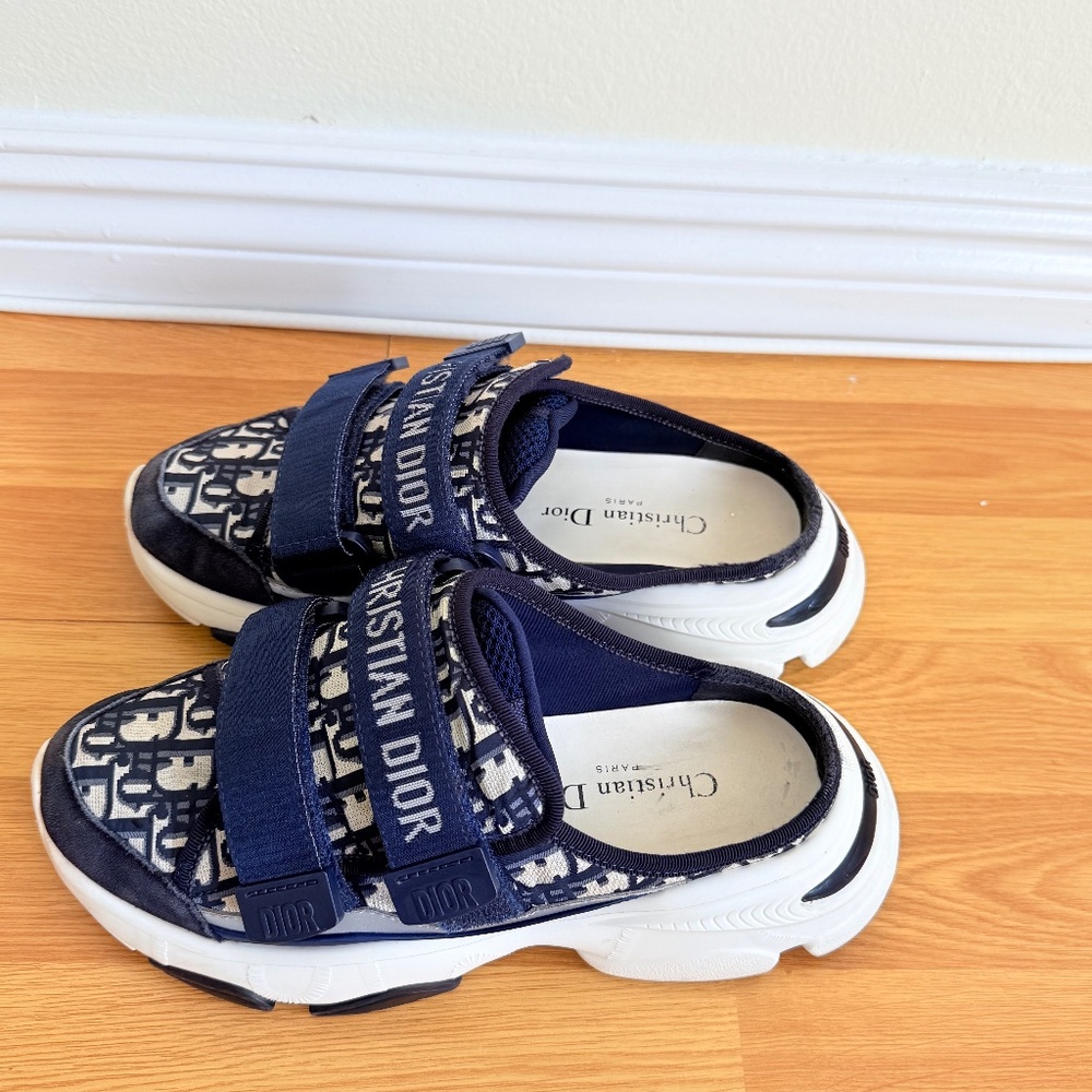Dior sneakers